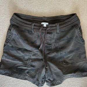 James Perse Women’s Camou Shorts